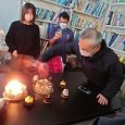2022.11.02 皆さんこんにちは、以前高貝先生に右肩と左肩が平行でないといわれてから姿勢が気になり始めたMWです。 研究室の最重要の日 ⇒ 高貝先生の誕生日がやってまいりました！ 10月に3年生が加わり歓迎会があり […]